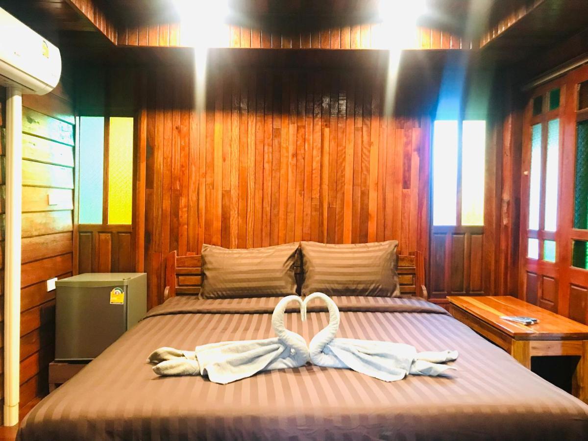 Kohkoodfarmstay Ko Kut エクステリア 写真