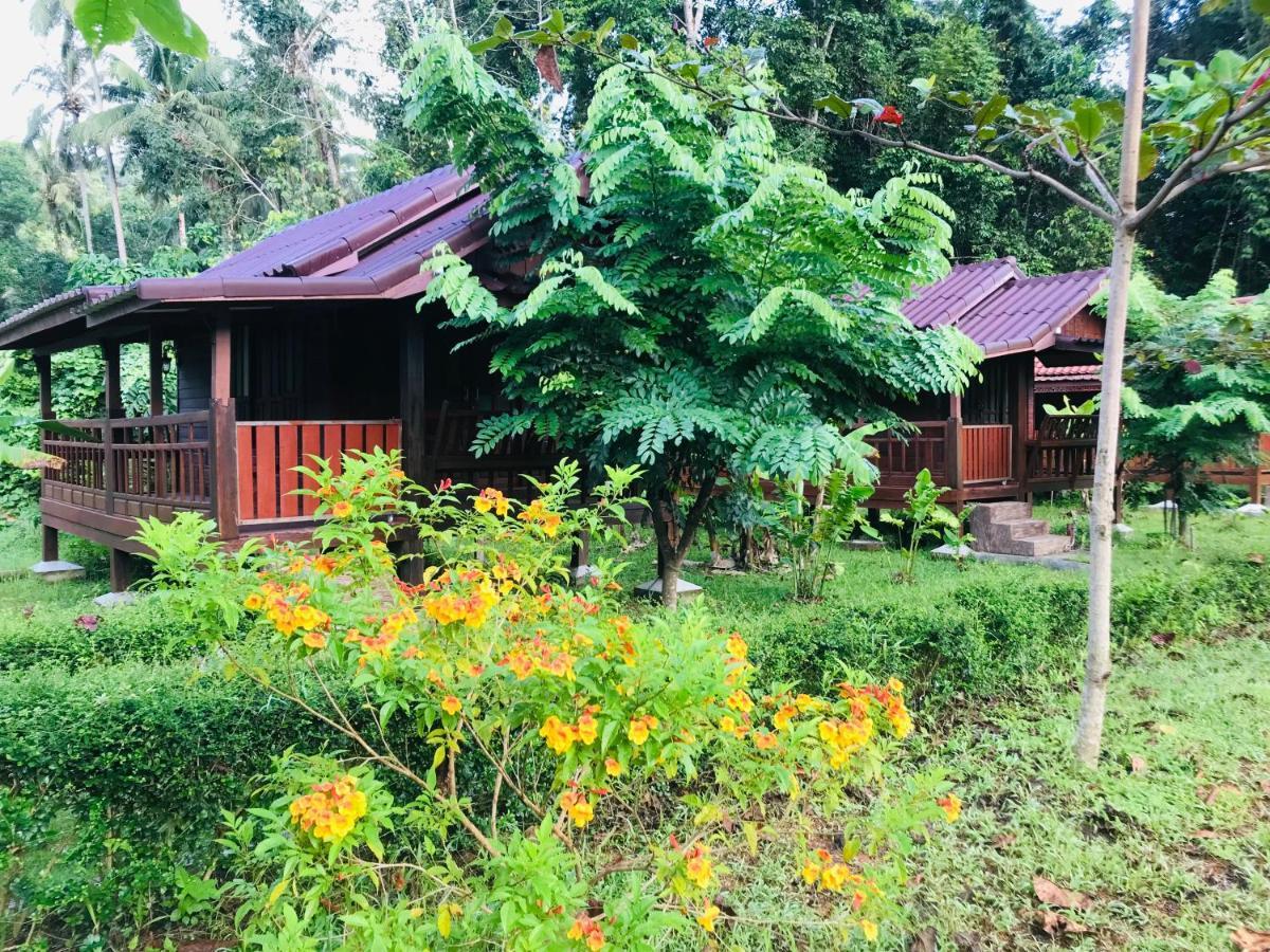 Kohkoodfarmstay Ko Kut エクステリア 写真