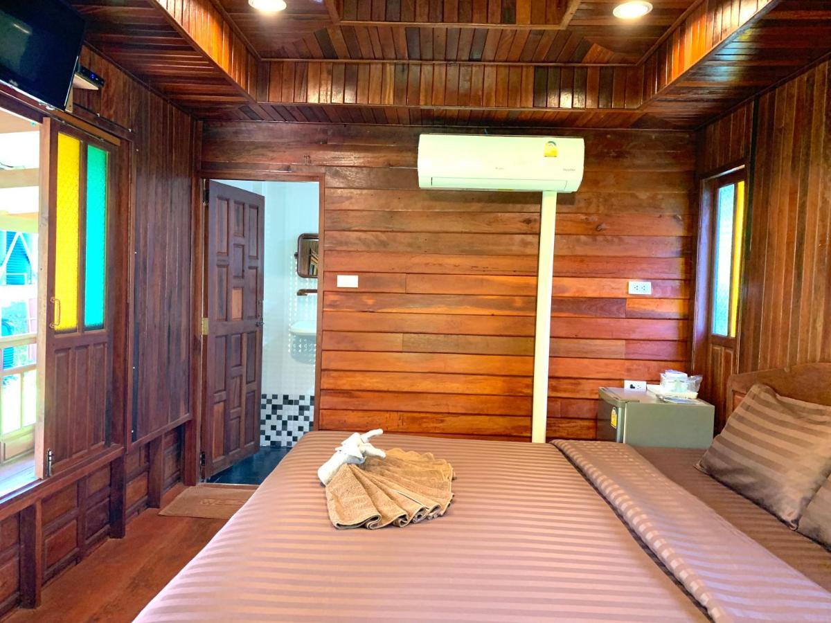 Kohkoodfarmstay Ko Kut エクステリア 写真