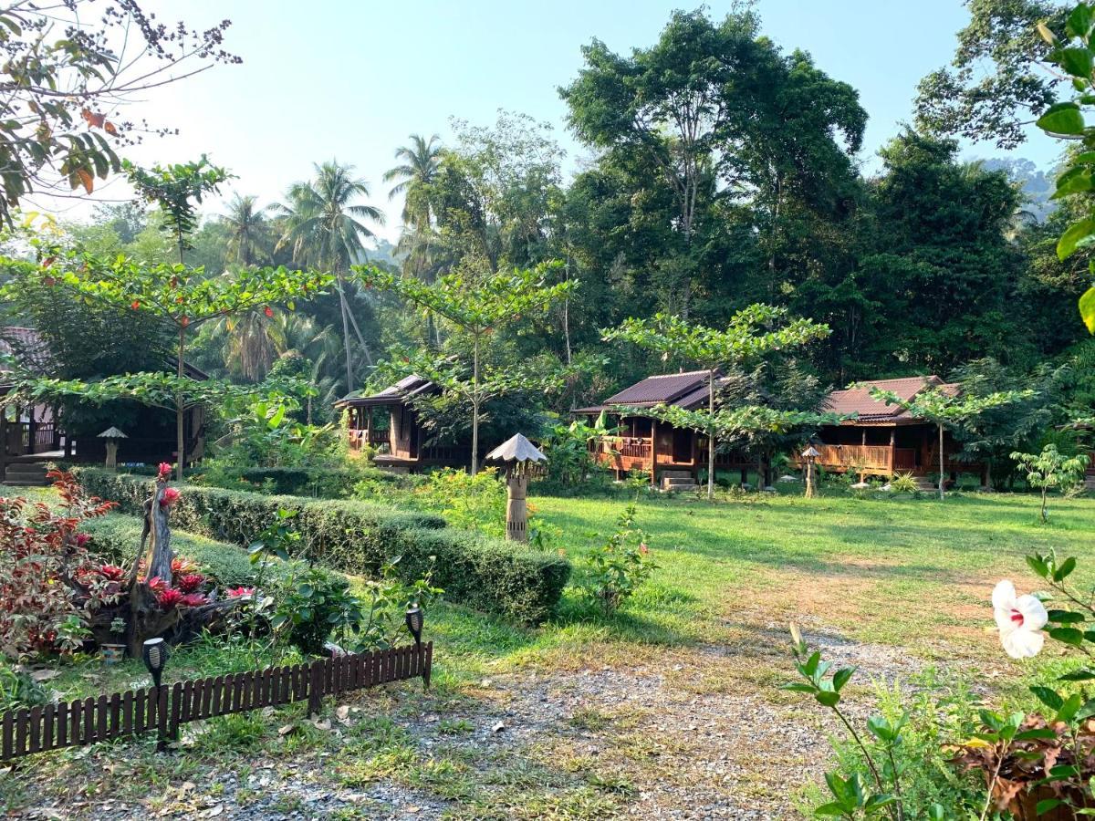 Kohkoodfarmstay Ko Kut エクステリア 写真