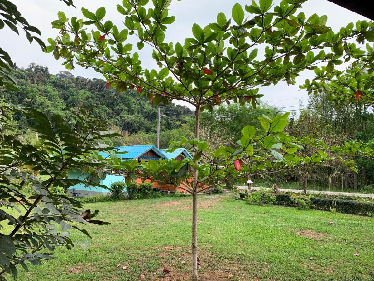 Kohkoodfarmstay Ko Kut エクステリア 写真